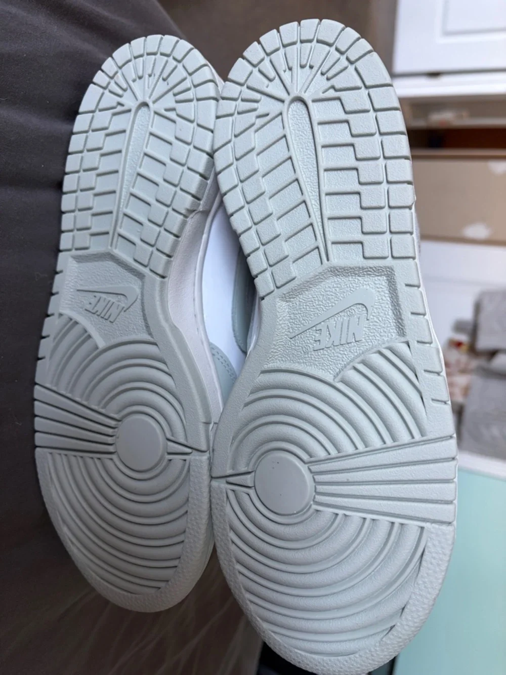 Nike Dunk Low - Picture 5 of 6